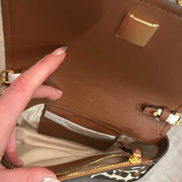 Tory Burch Leopard Crossbody NWT - Picture 4 of 12